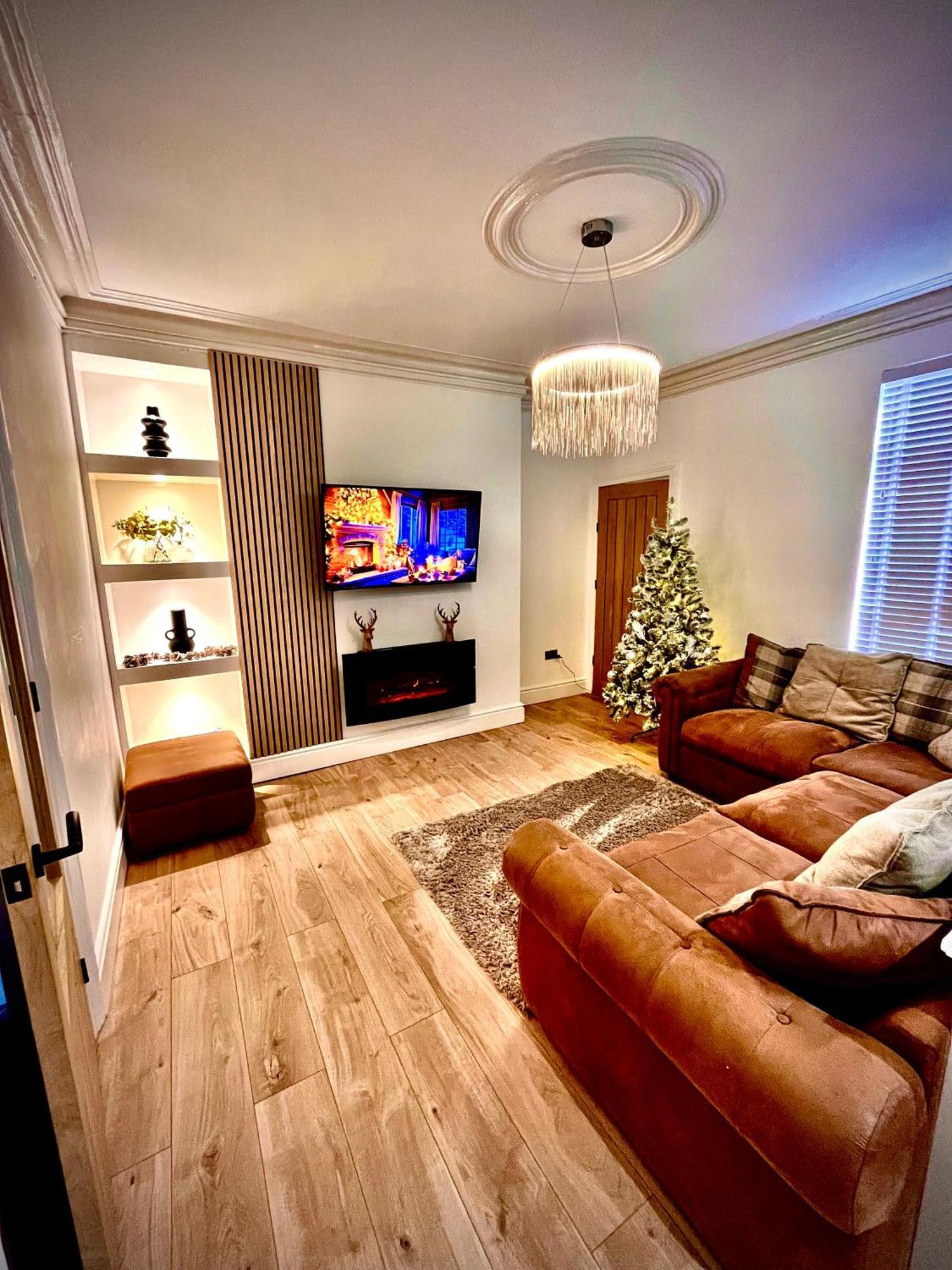 Coastal Apartments No 2 Сийхам Екстериор снимка